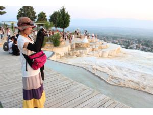 Pamukkale’ye Ziyaretçi Akını