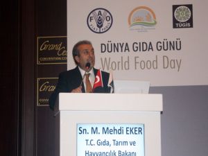 Mehdi Eker: “Açlığın Çözülebilmesi İçin Basit Bir Formül Yok”