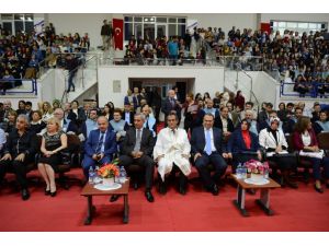 Dünyaca Ünlü Ömer Faruk Tekbilek’e Beü’de Alkış Yağmuru