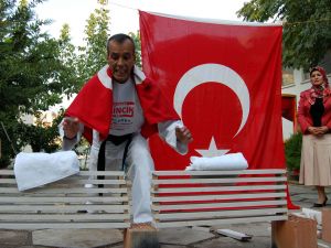 Van Depremlerine Dikkat Çekmek İçin Rekor Denemesi Yapacak
