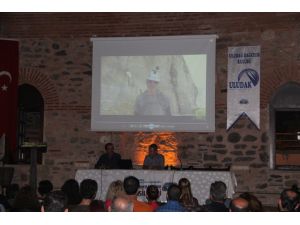 Alplerin Zirvesine Tırmanan Bursalı Dağcılar Tecrübelerini Paylaştı