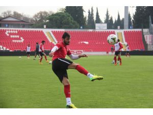 Balıkesirspor, Rize Maçında 3 Puana Şartlandı
