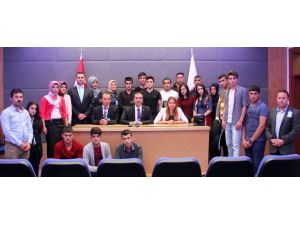 Ağrılı Başarılı Öğrenciler Meclis’te