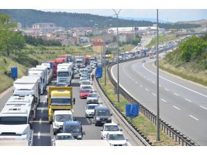 Tem Otoyolu Trafiğe Kapanıyor,