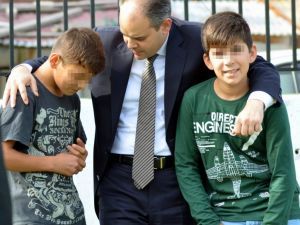 Bakan Kılıç’tan Sigara İçen Çocuklara Nasihat