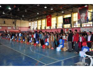 Tunceli’de Spor Kulüplerine Malzeme Yardımı