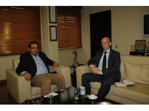 Hollanda Büyük Elçiliği Ekonomi Ataşesi Kelperhuis, Kmtso’yu Ziyaret Etti