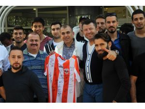Ziyapaşa Mado’dan Adanaspor’a Destek