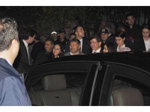 Davutoğlu’ndan Şehit Ailesine Ziyaret