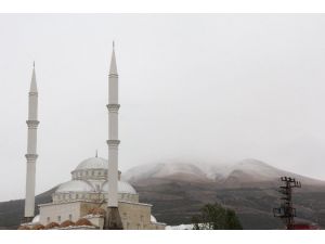 Palandöken Beyaza Büründü