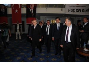 Bahçeliden Mikrofon Tepkisi