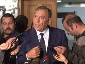 “Bu Kadar Nitelikli Bir Toplantıya İlk Defa Şahit Oluyorum”