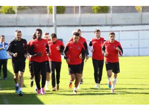 Trabzonspor, Lokeren Maçı Hazırlıklarına Başladı