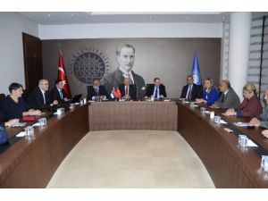 İmzalar Atıldı