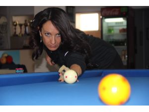 Bilardo İçin Öğretmenliği Bıraktı