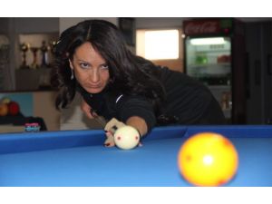 Bilardo İçin Mesleğini Bırakmış