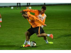 Galatasarayda Borussıa Dortmund Maçı Hazırlıkları Sürüyor