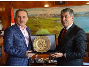 Ak Partili Gül Tatvan’da