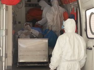 Ebola Şüpheli Hasta Gebze’den Kocaeli’ye Sevk Edildi