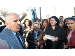 Çocukları Başka Okula Nakledilen Mudanyalı Velilerinden Eylem