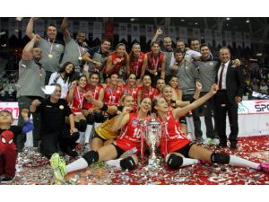 Finalde Fenerbahçe’yi Yendiler
