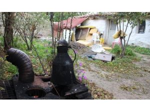 Parayı Bulunca Sırra Kadem Bastı