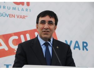 Bakan Yılmaz, Okul Açılışına Katıldı
