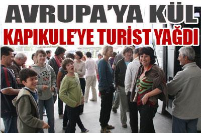 Kapukuleye kül gibi turist yağdı 