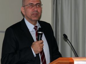 (Özel Haber) Prof. Dr. Ergönül: “Ebola İçin Hazırlıklı Olmak Gerekiyor”