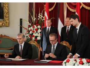 Cumhurbaşkanı Erdoğan: “Abd Türkiye’ye Rağmen Pyd’ye Silah Gönderdi”