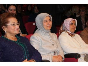 Sare Davutoğlu: “Son Yaşanan Olaylarda Çocukların Şiddete Maruz Kalması Beni Yüreğimden Yaraladı”