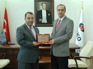 Özel Sani Konukoğlu Hastanesi’ne SGK’dan Teşekkür Plaketi