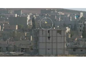 Sıfır Noktasına Ypg Bayrağı