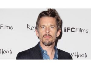 Esfaneyi Ethan Hawke Canlandıracak