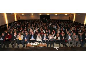 Yksm, Dar Ayakkabıyla Yaşamak Oyunu İle Perde Dedi