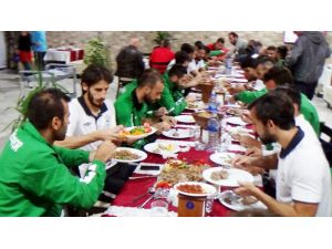 Giresunspor’a, Maç Öncesi Yemek Dopingi