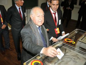 Duygun Yarsuvat Oy Kullandı