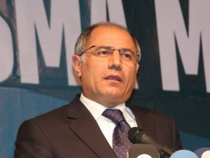 Bakan Ala, Afyonkarahisar’da Kazada Ölen Öğrencilerin Yakınlarına Başsağlığı Diledi