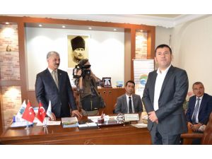 Chp Genel Başkan Yardımcısı Veli Ağbaba Niğdede