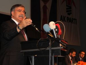 Yılmaz: Mehmetçiğe Taş Atanlar Bizim Sağladığımız Özgürlüğün Altında Taş Atıyor