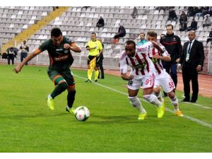Deplasmanda Çay Keyfi