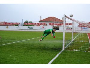 Ayvalık Derbisinde Barbaros Ve Küçükköy Dostça Ayrıldı
