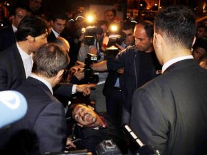 Başbakan Davutoğlu, Engelli Onura Bilgisayar Sözü Verdi