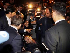 Davutoğlu, Engelli Vatandaşı Kırmadı