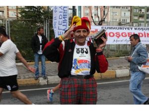 Cumhuriyet Koşusunda 87’lik Atlet