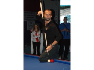 Semih Saygıner Dünya Şampiyonunu Masaya Yatırdı