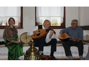 Macar Müzik Grubu Beypazarında Konser Verdi