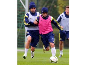 Fenerbahçe’de Derbi Hazırlıkları Sürüyor