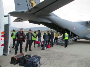 Zonguldak’tan Karaman’a Ttk Tahlisiye Ekibi Hava Yoluyla Gidiyor