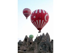 Balonlar 29 Ekim İçin Havalandı